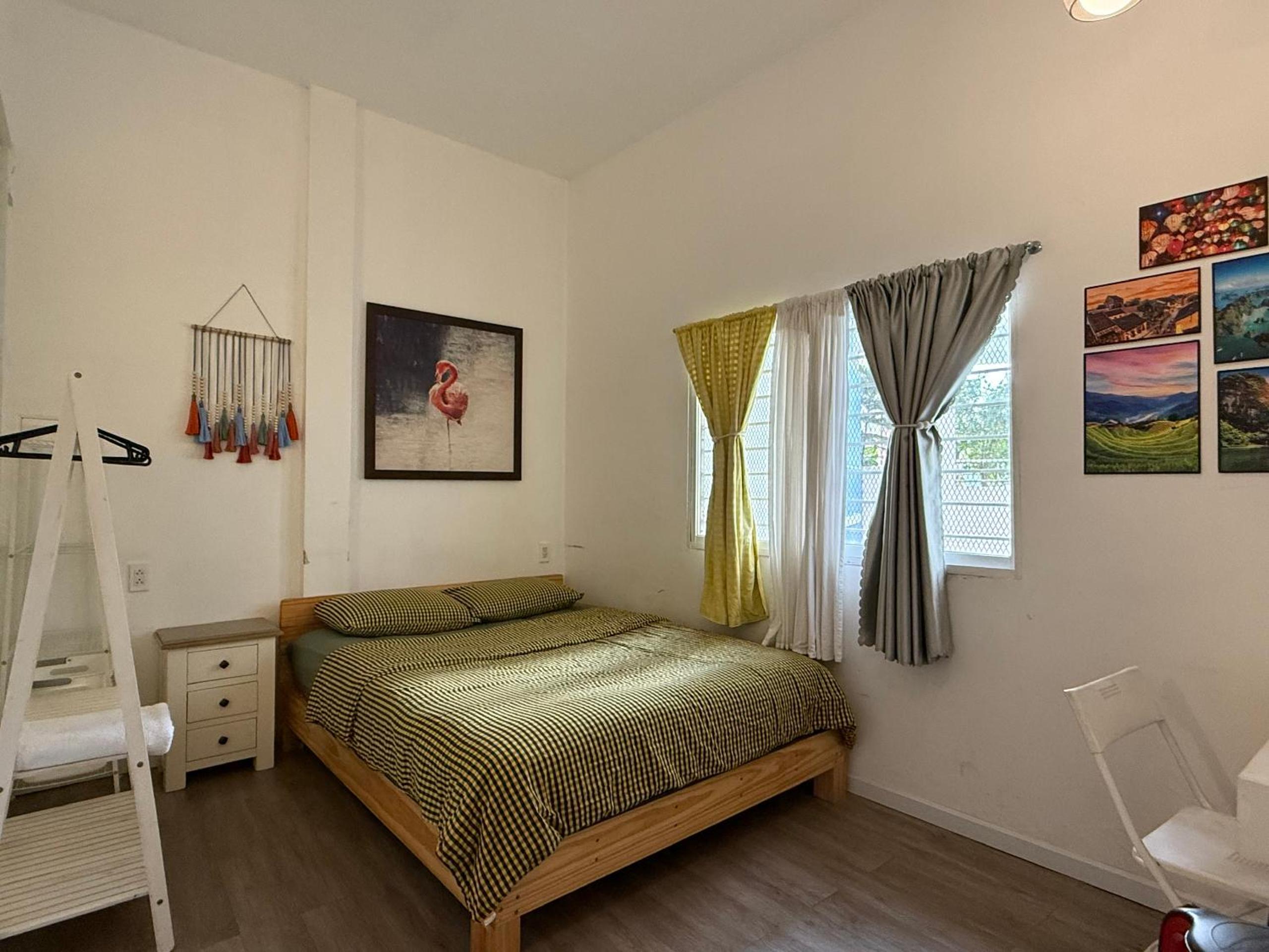 Room, Queen Bed