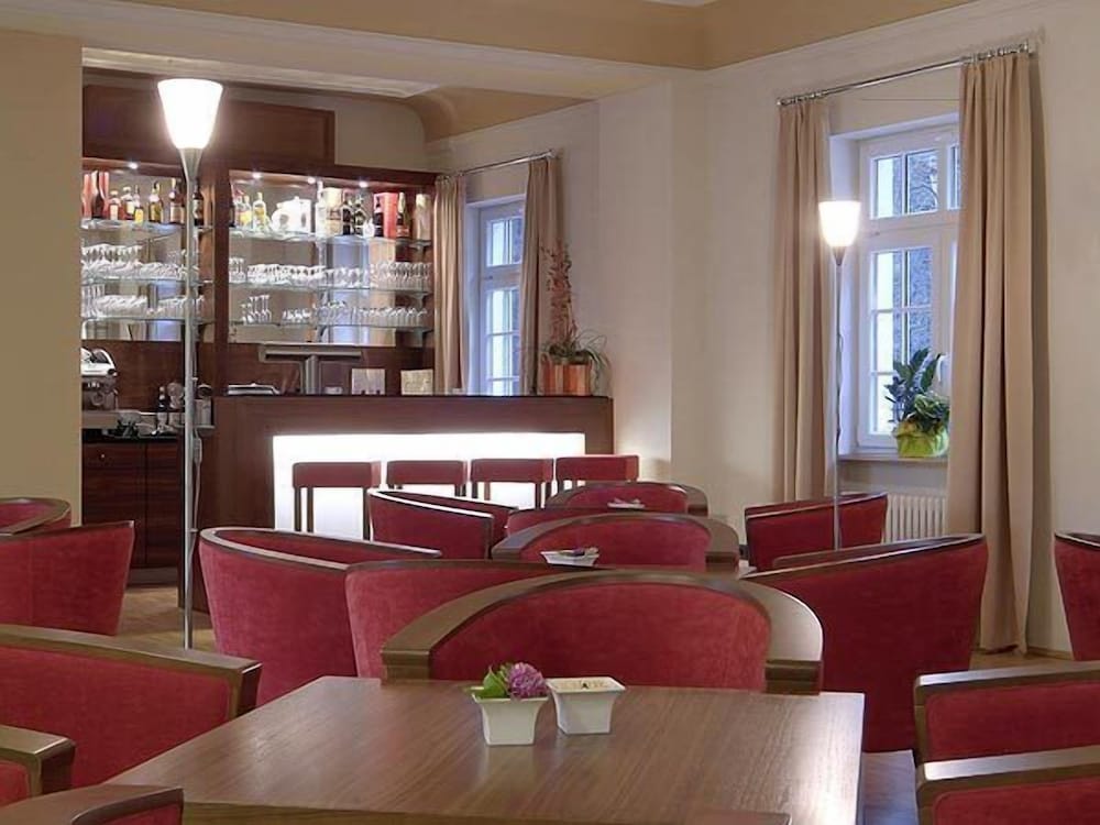 Sante Royale Hotel 45/65