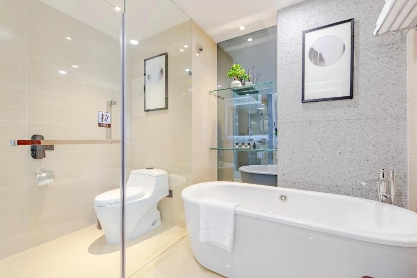 Binhai Jinling International Hotel 59/62