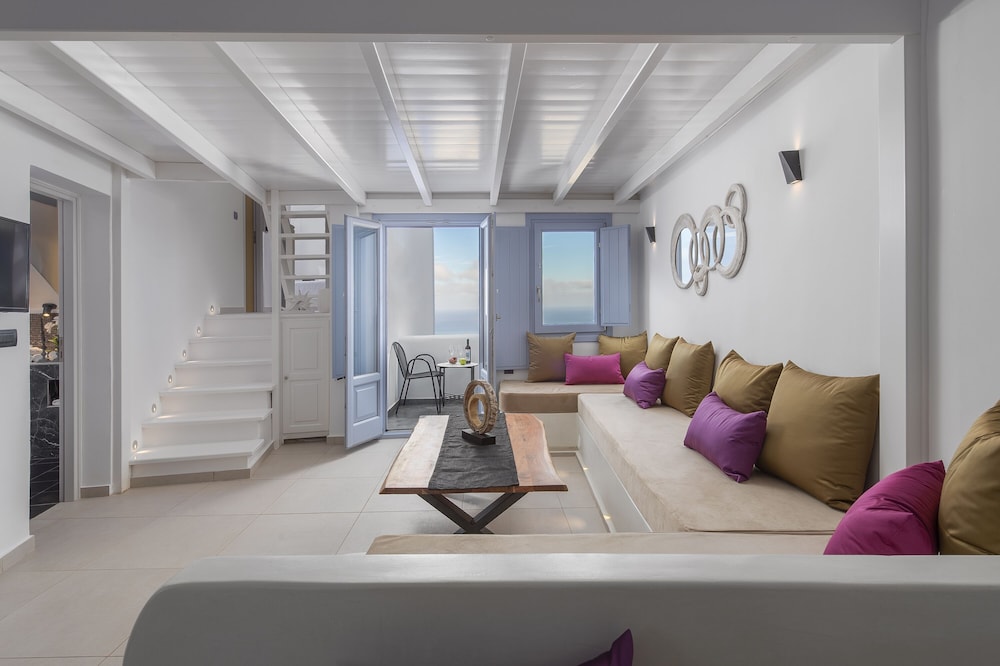 Sole doro Luxury Suites Santorini 28/50