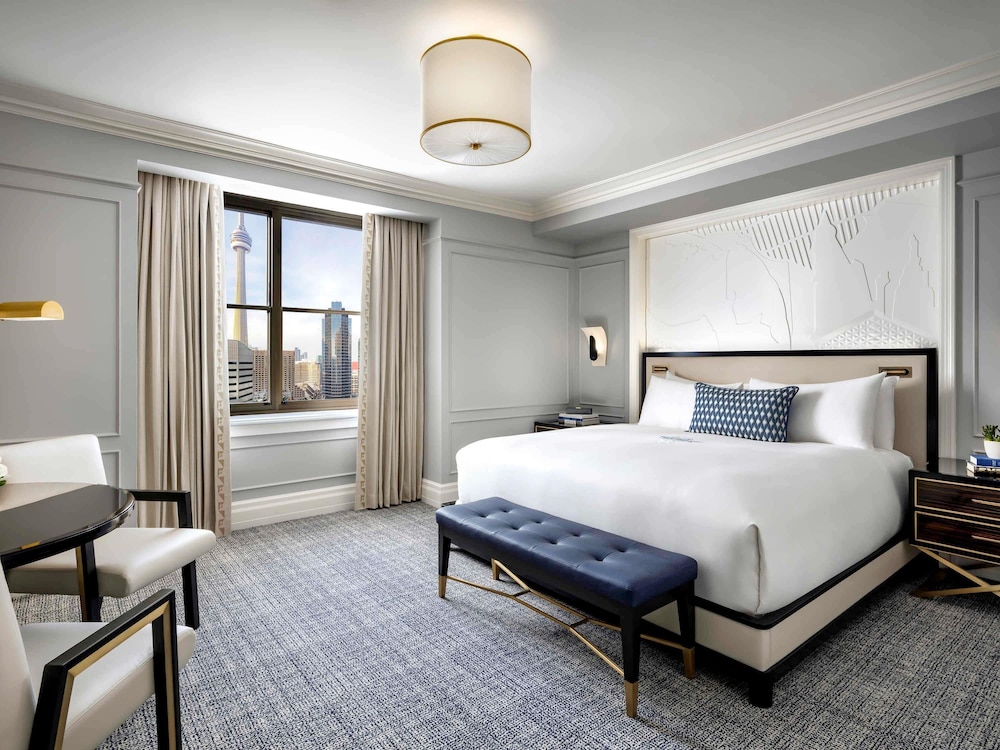 Fairmont Royal York Gold Experience 11/50