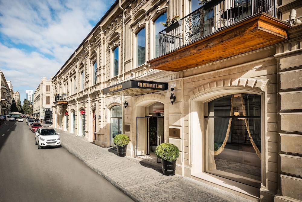 The Merchant Baku 44/50