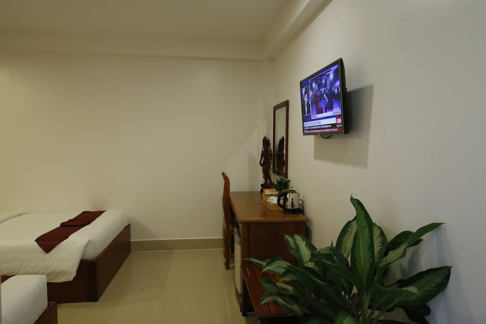 Holy Angkor Hotel 51/65