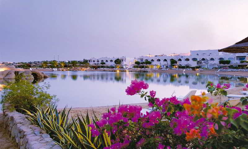 DOMINA KINGS LAKE HOTEL 27/34