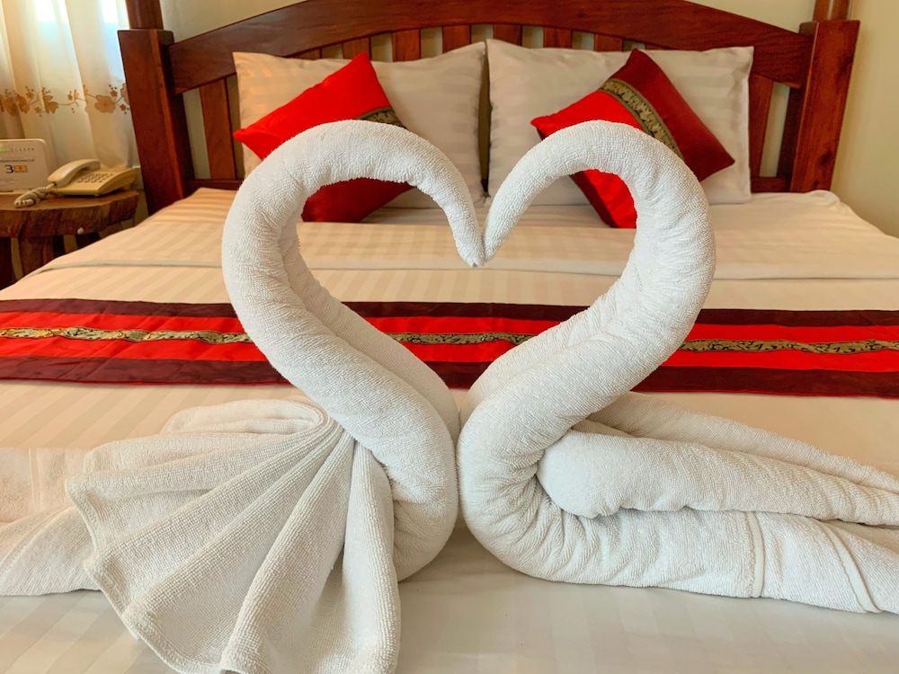 Aiyaree Place Hotel photo2