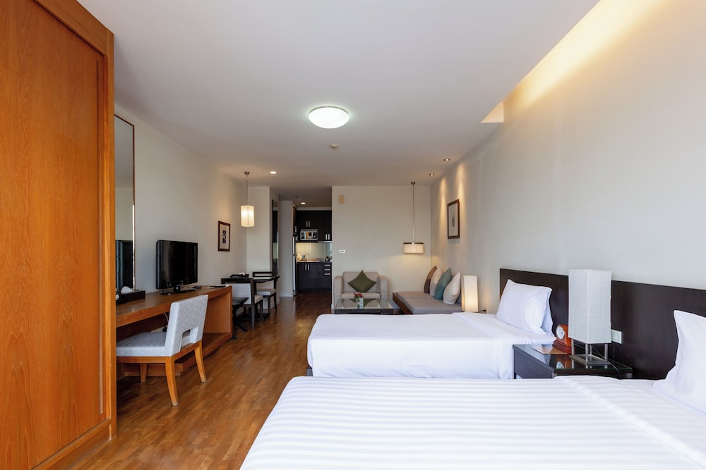 Kantary Hotel 20/76