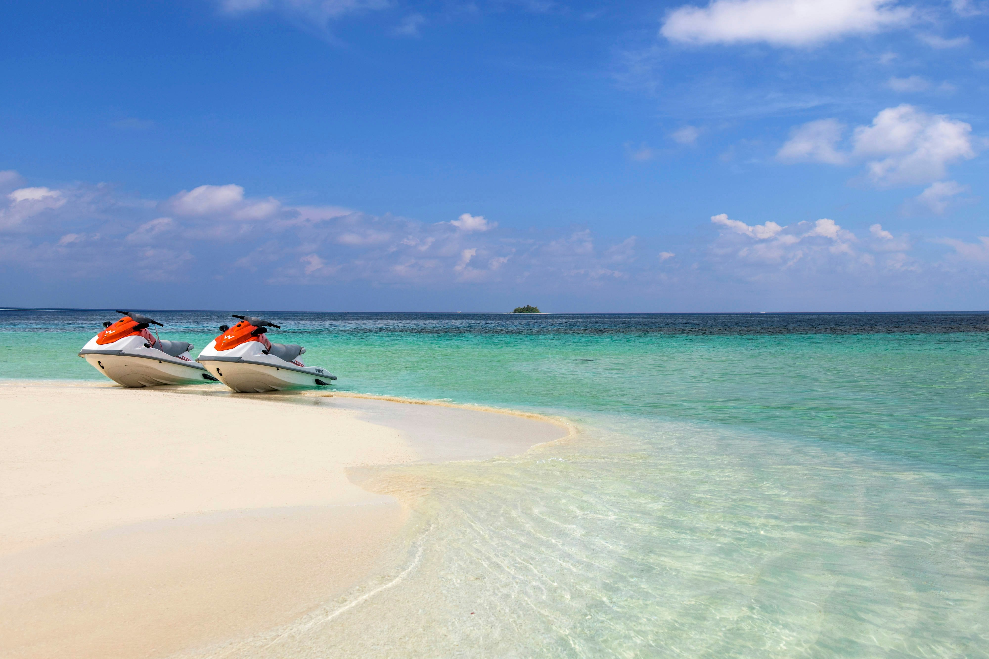 W Maldives 122/135