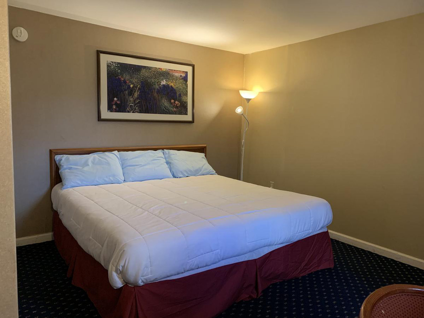 Scottish Inns & Suites 6/14