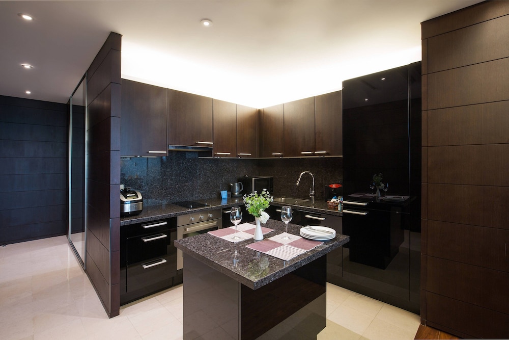 Yeouido Park Centre Seoul Marriott Executive Apartments 27/34