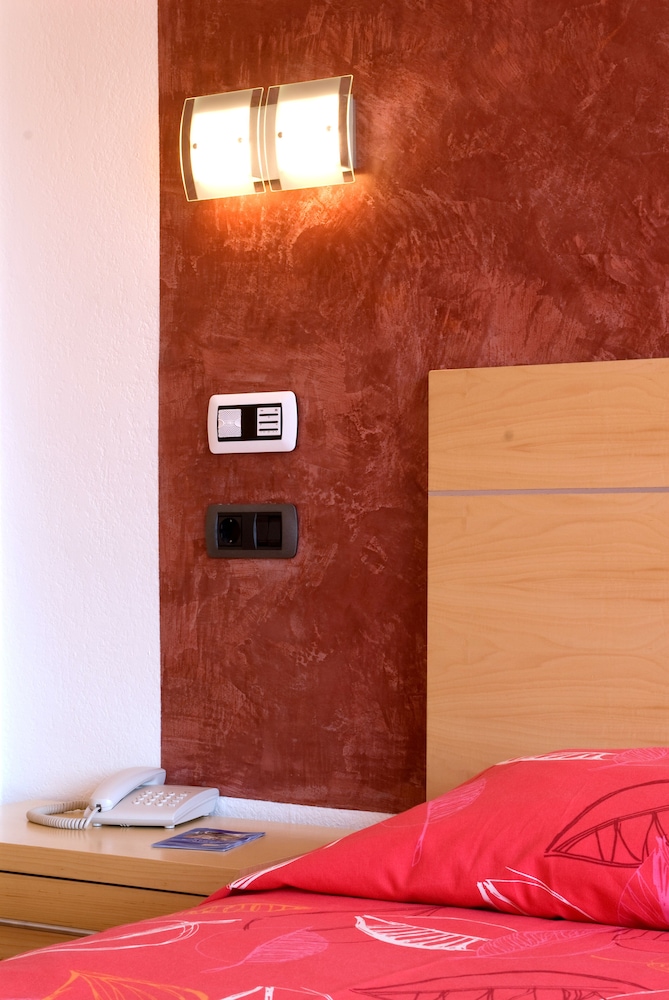 Hotel Capricho 12/60