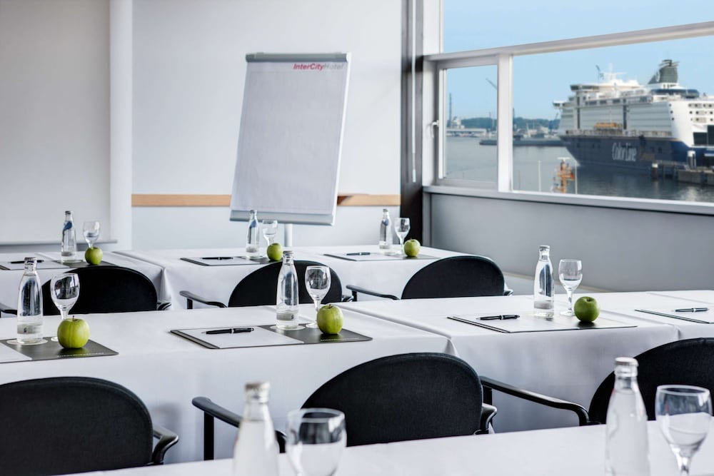 InterCityHotel Kiel 32/40