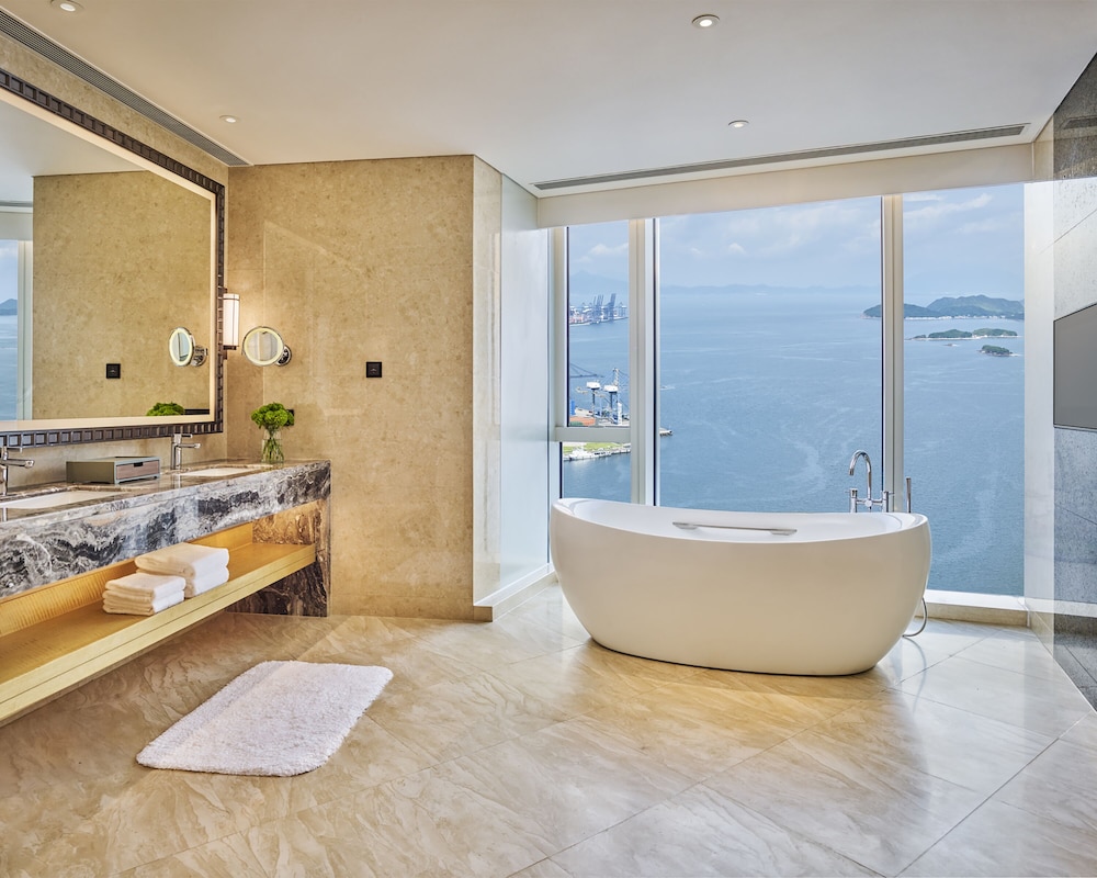 Hyatt Regency Shenzhen Yantian 5/68