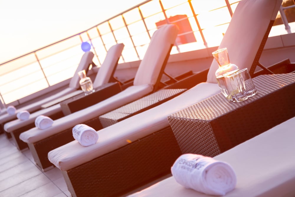 Renaissance Aktau Hotel 37/64