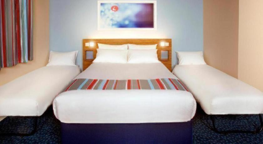 Travelodge Ipswich Stowmarket 8/13