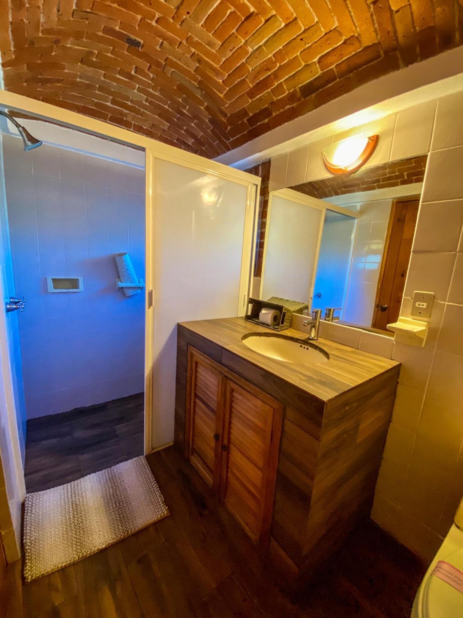 Suites Paraiso TX 3/50