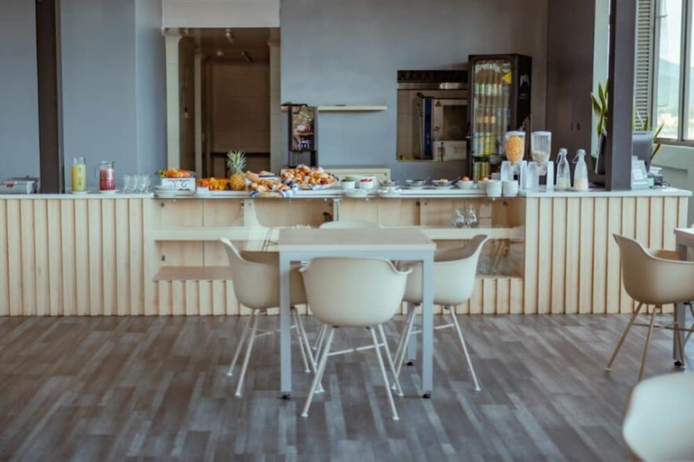 UMA Suites Chia 33/57