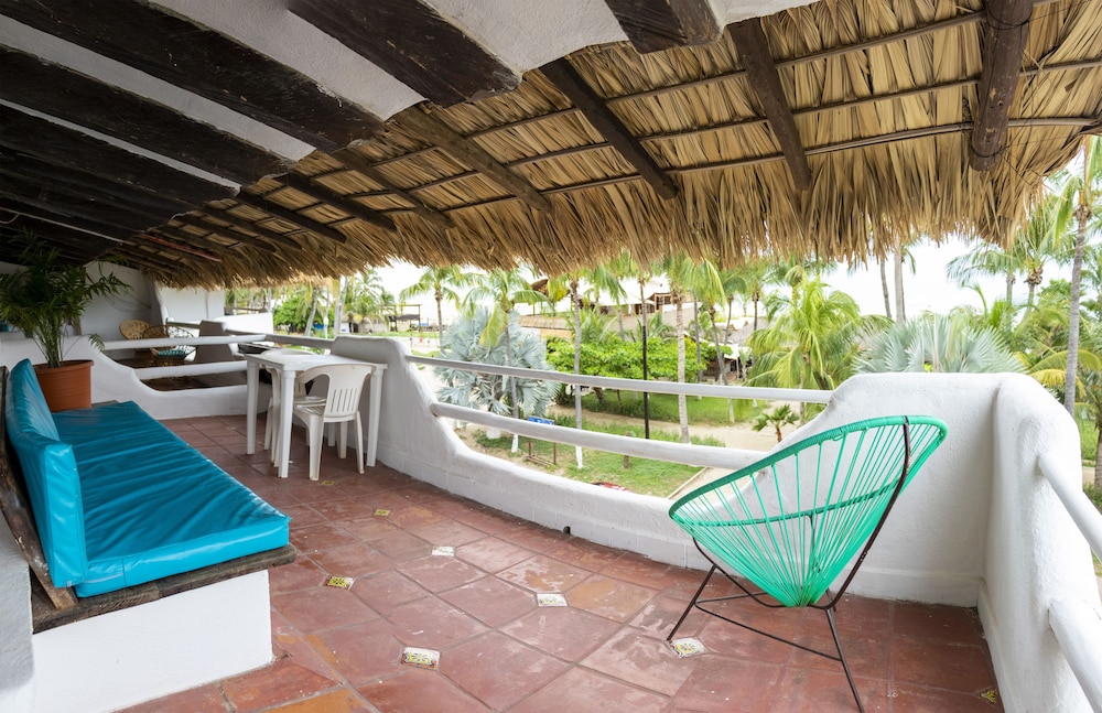 Hotel y Bungalows Acuario 37/60