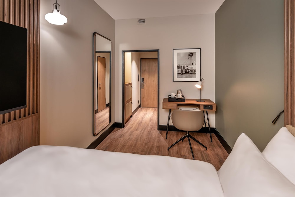 Hotel Astor Kiel By Campanile 11/44