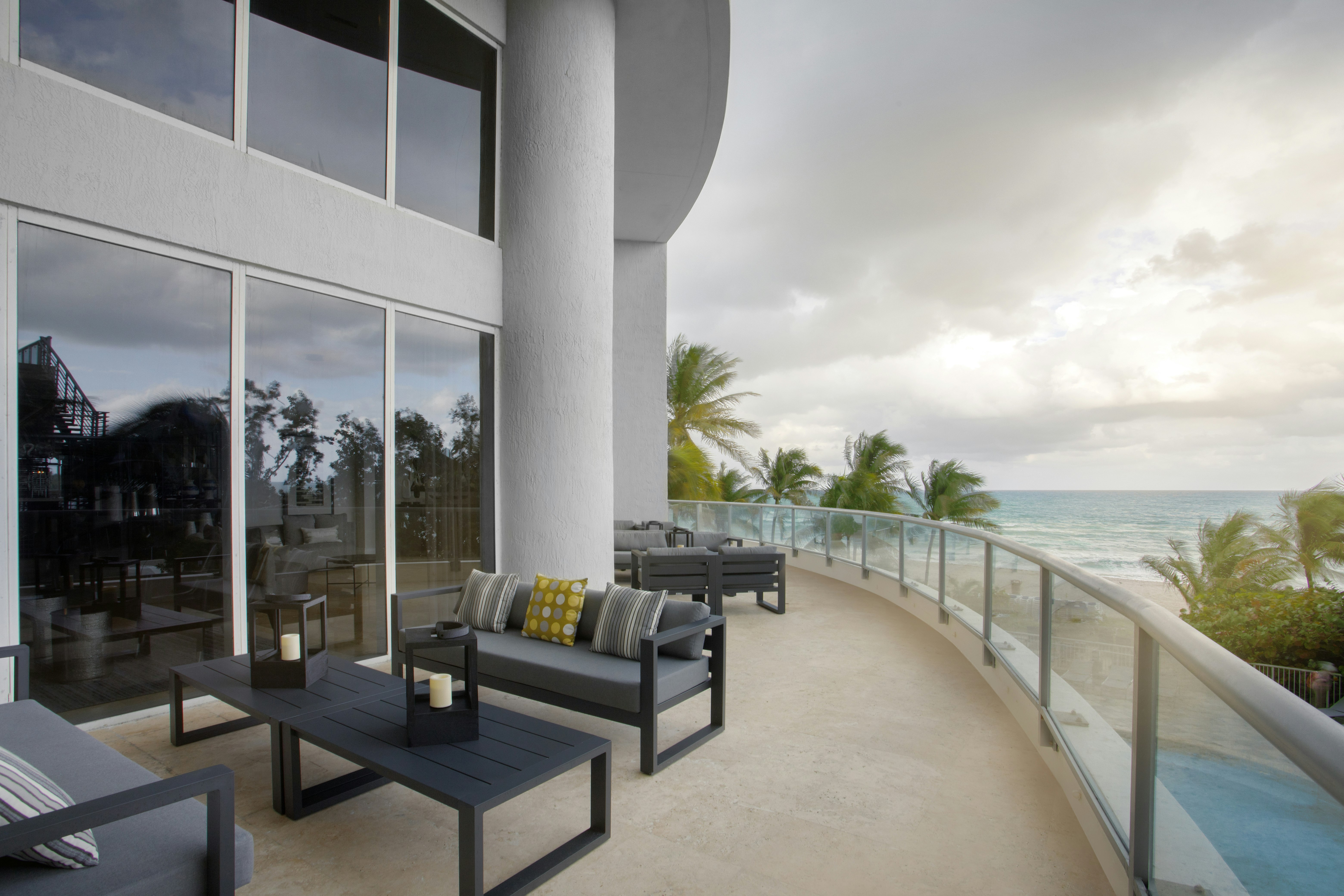 Doubletree By Hilton Ocean Point Resort – North Miami Beach 36/68