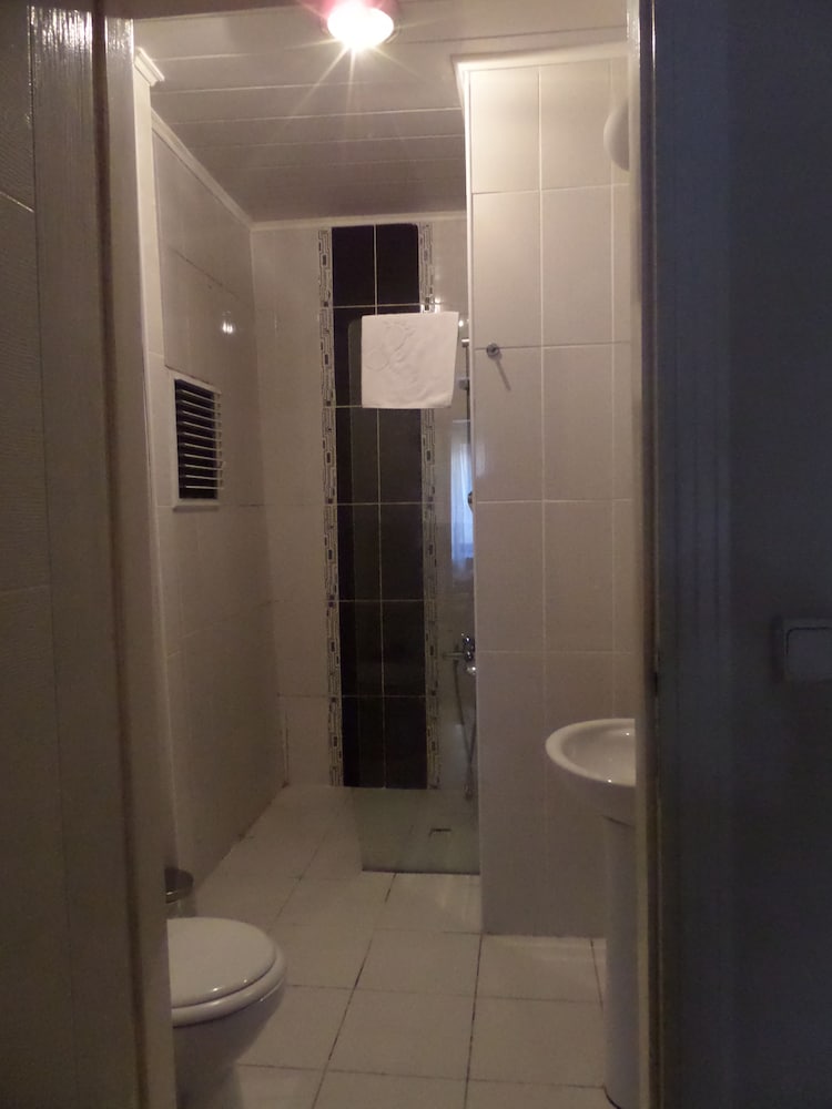 Ercan Inn Hotel 20/62