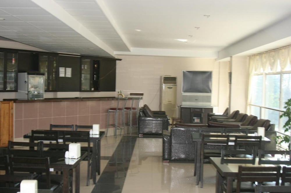 Prima Hotel 53/70