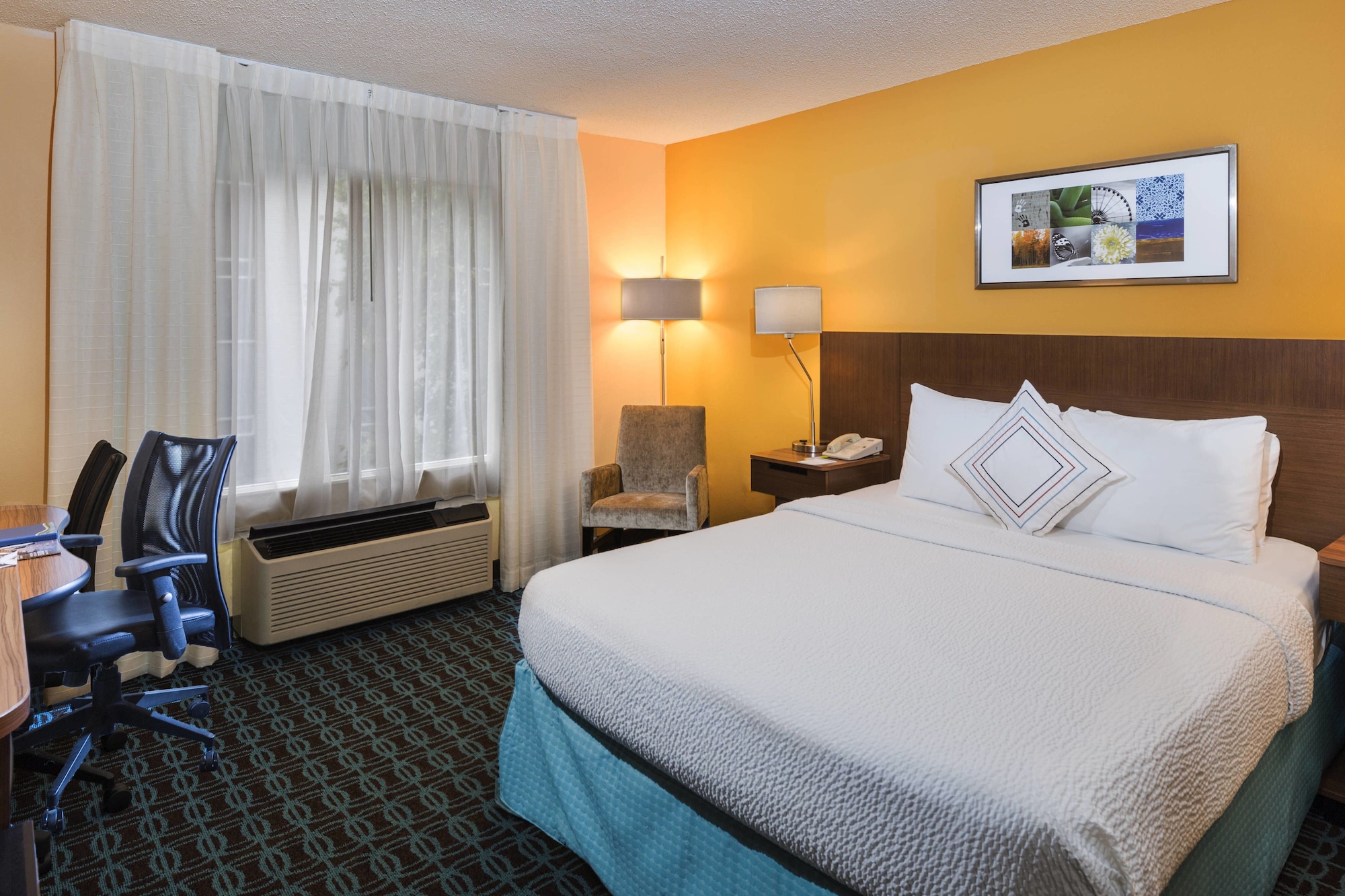 Room at FAIRFIELD INN SUITES BY MARRIOTT ATLANTA BUCKHEAD, ATLANTA - GA