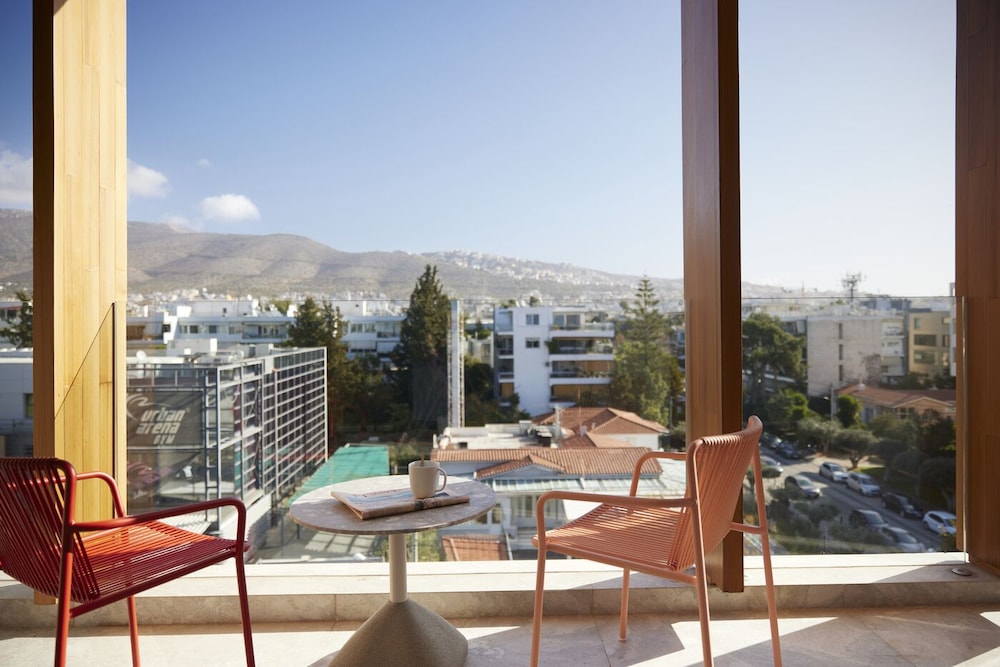 Dusit Suites Athens 40/58