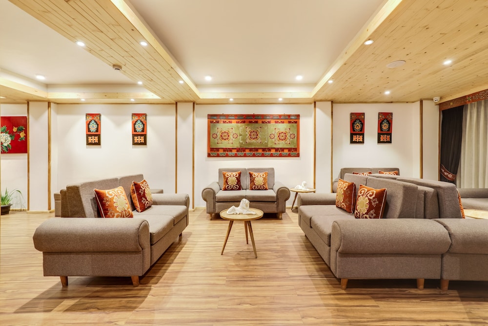 Summit Swiss Heritage Hotel 43/72