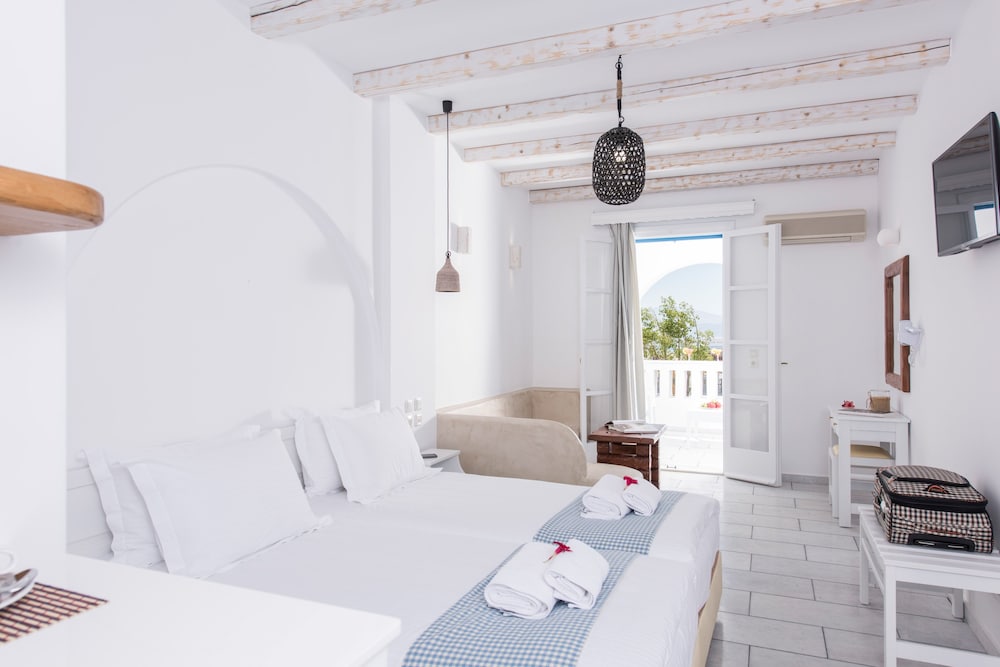 Cycladic Islands Hotel 32/47
