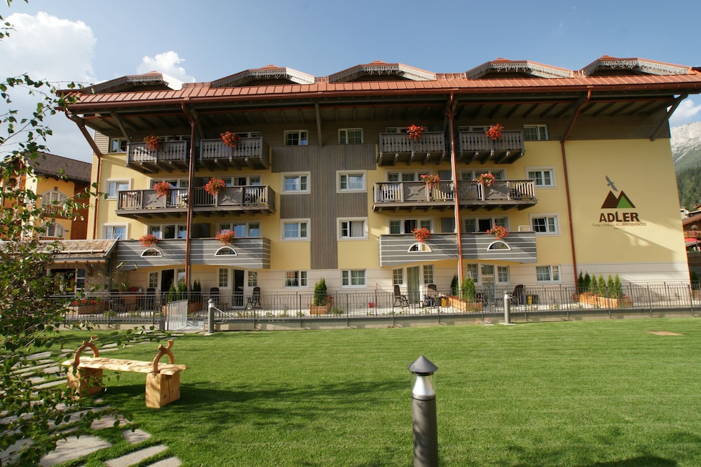 ADLER FAMILY & WELLNESS CLUBRESIDENCE 4/49