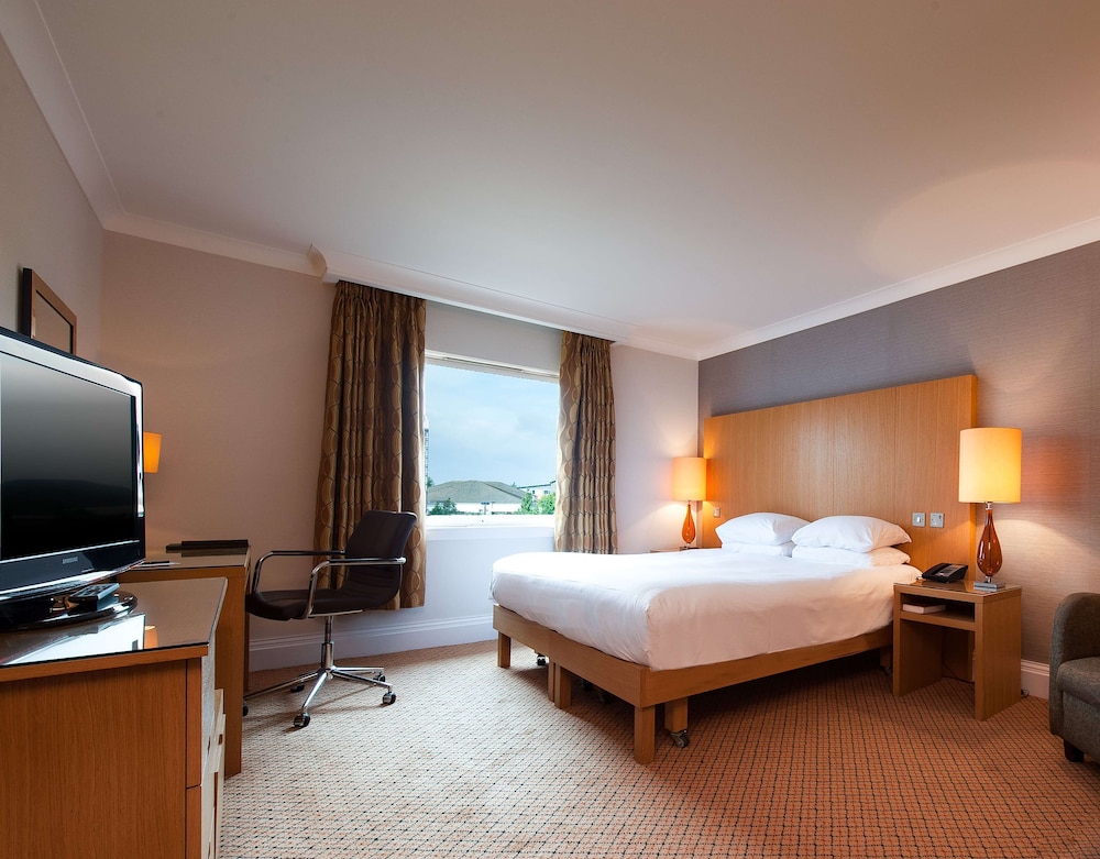 Doubletree By Hilton Strathclyde 13/68