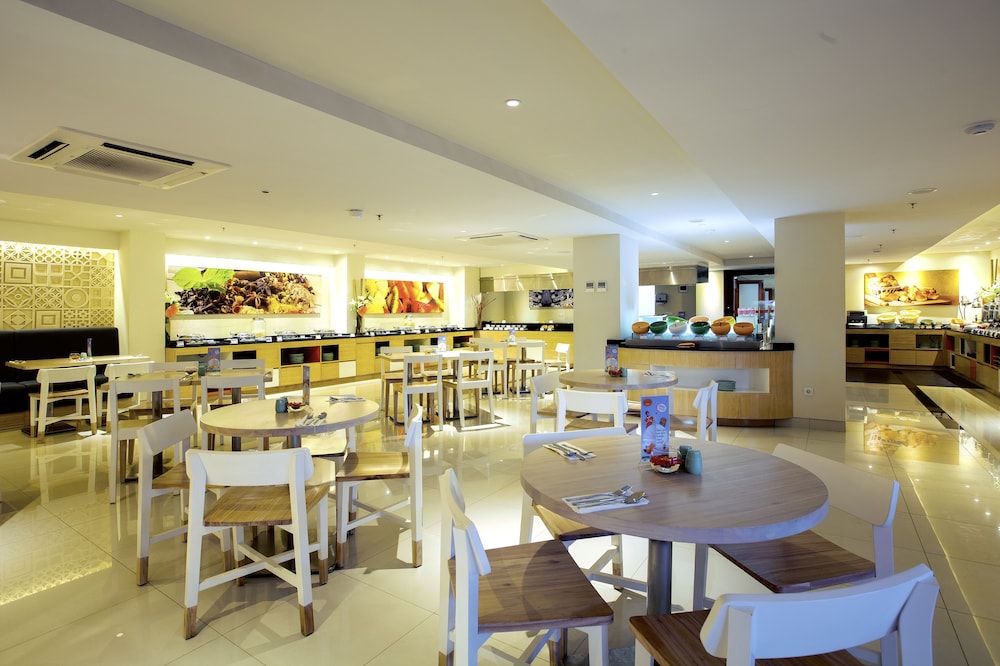 Harris Hotel Seminyak 32/50