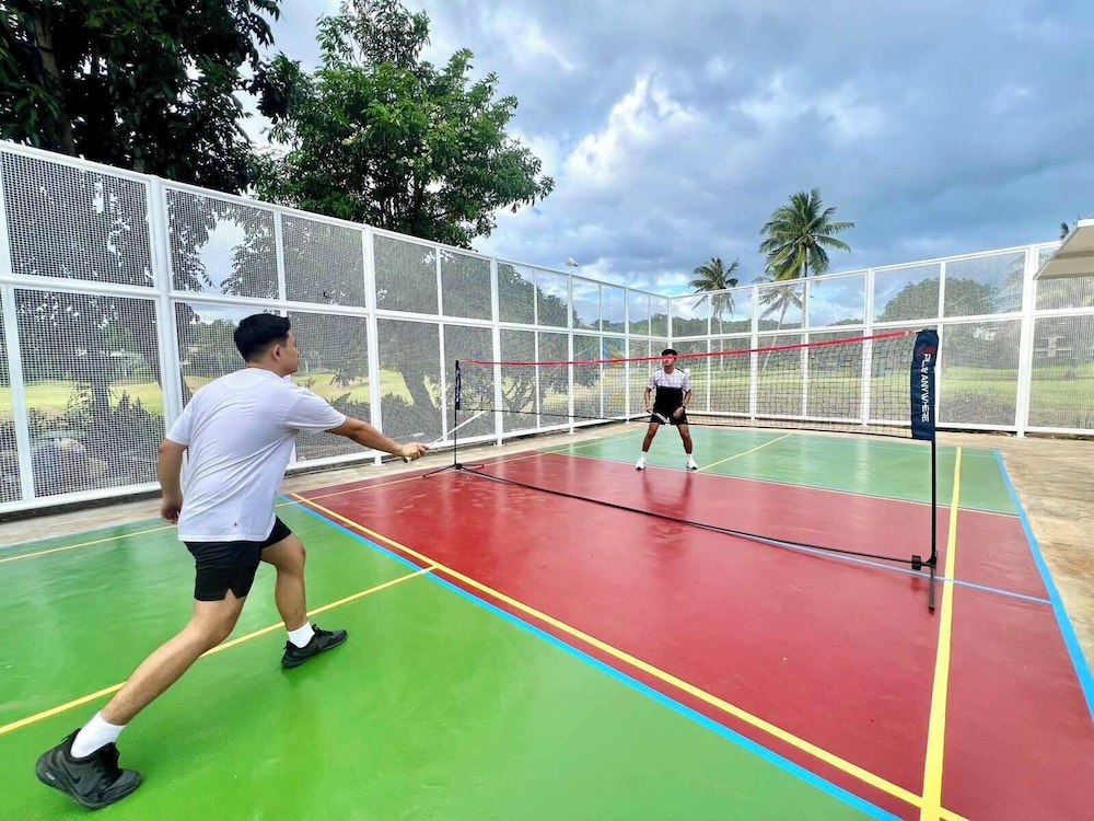 Fairways And Bluewater Newcoast Boracay 46/76