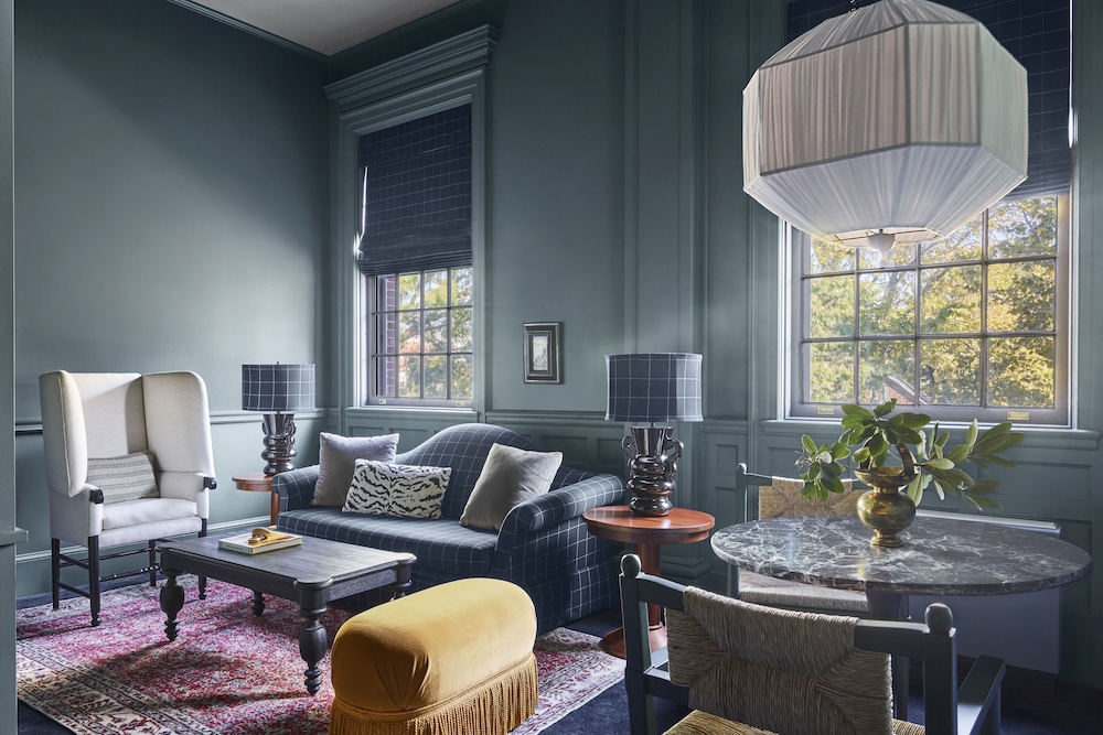 The Vanderbilt, Auberge Resorts Collection 24/40