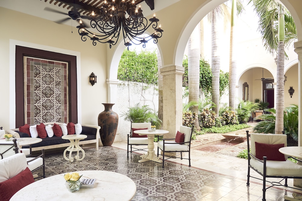 Casa Lecanda Boutique 23/38