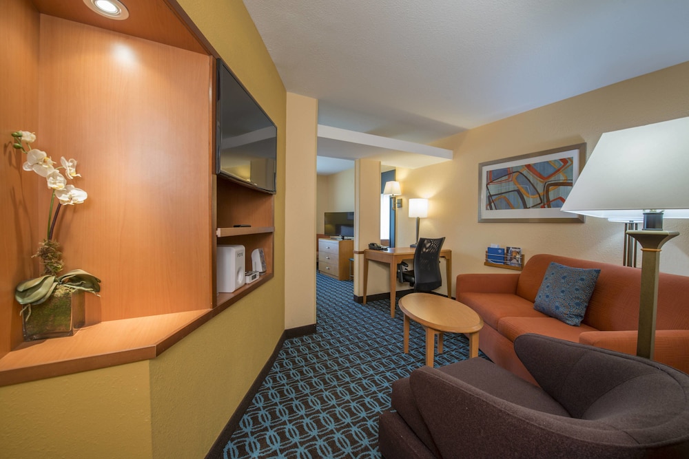 Fairfield Inn Suites By Marriott Hinesville Fort Stewart 29/50