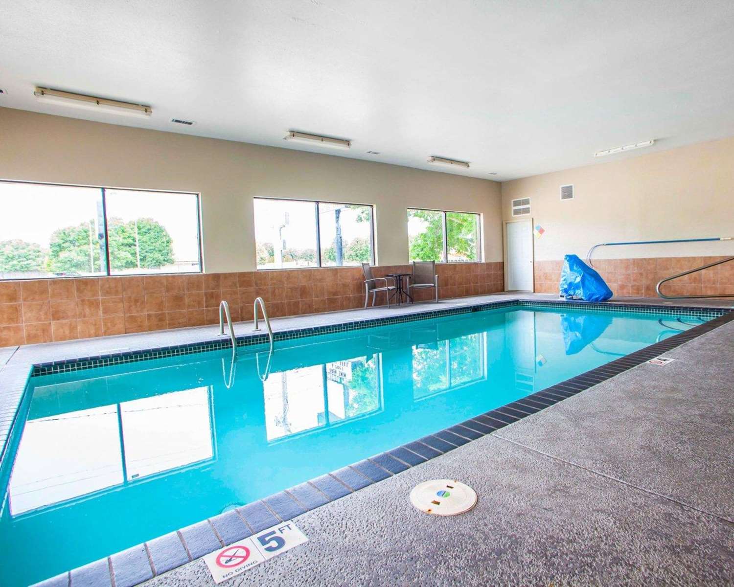 Quality Inn & Suites Ankeny-Des Moines 28/43