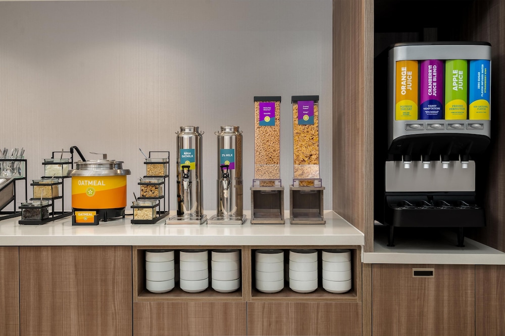 Home2 Suites by Hilton Riverview Tampa 20/54