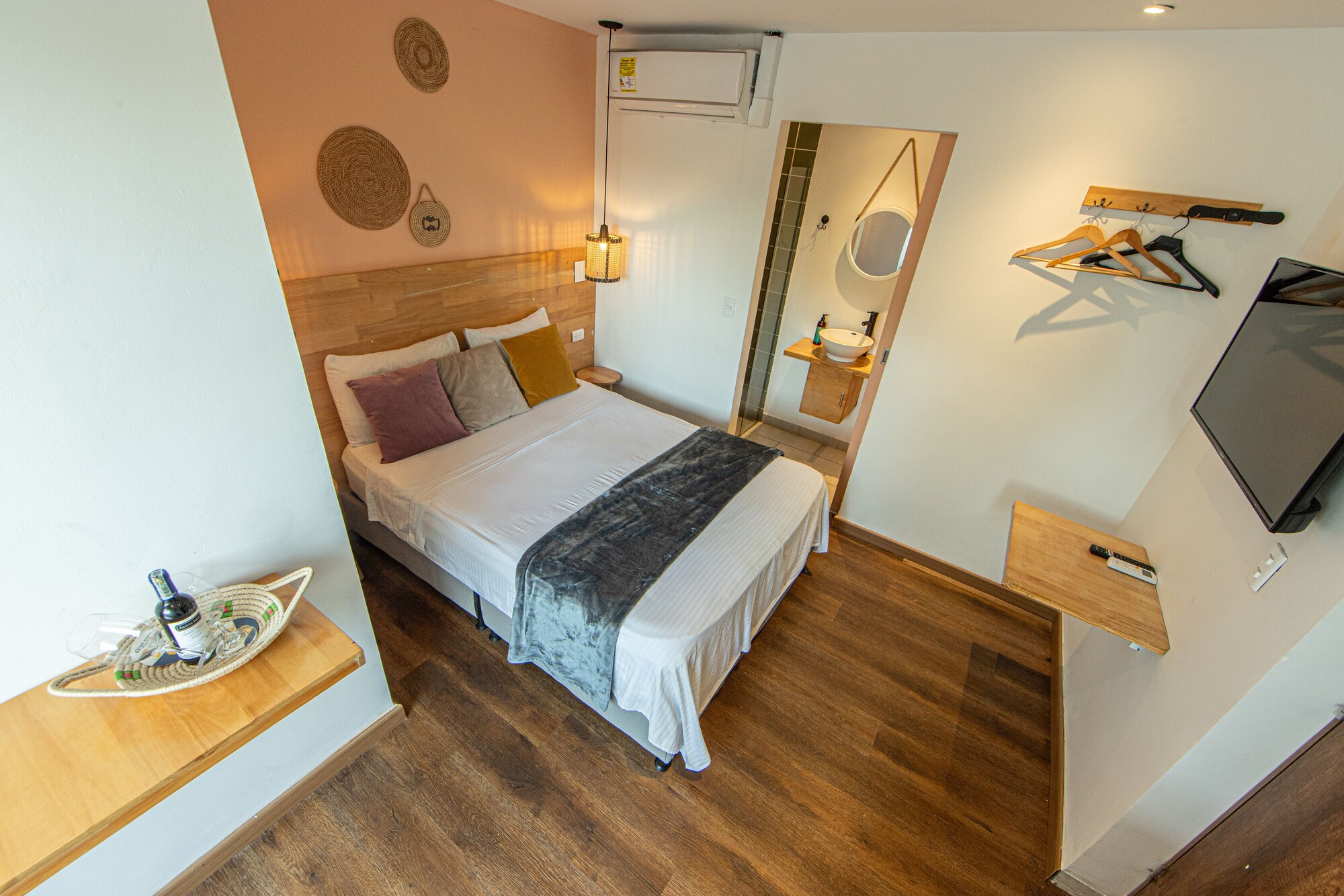 EXCLUSIVE, DOUBLE BED, BALCONY