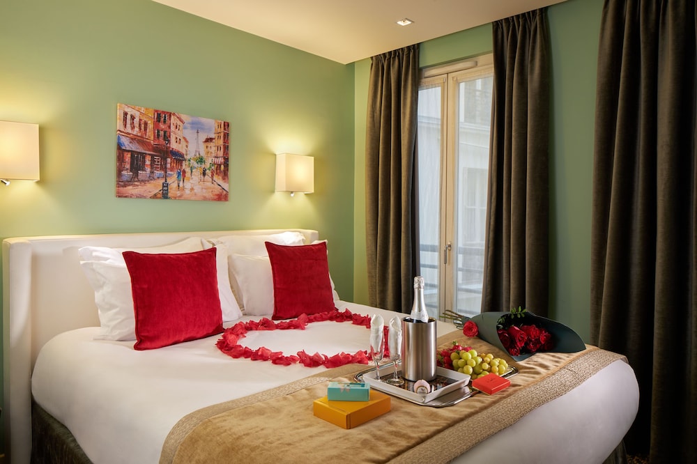 GRAND HOTEL MALHER 22/48