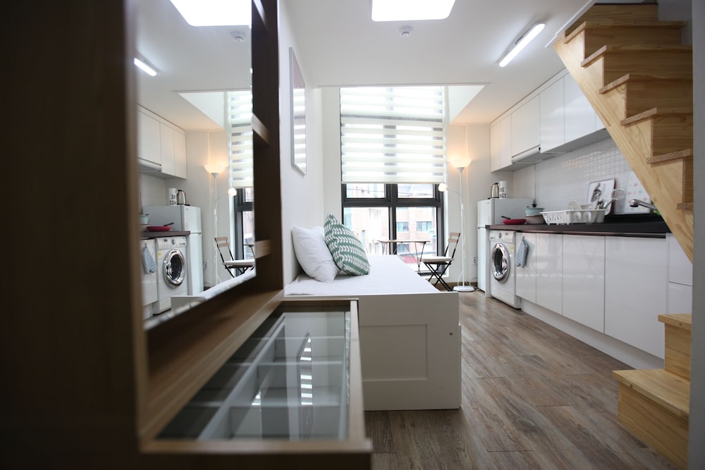 Myeongdong Artmonstay Guesthouse 7/74