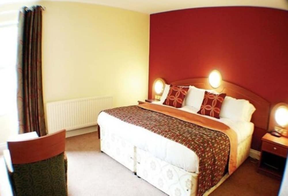 Silverbirch Hotel 20/63