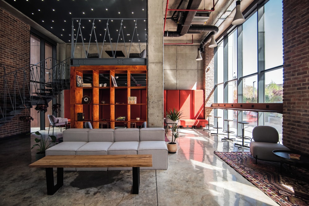 Ibis Styles Tbilisi Mziuri Park 27/37