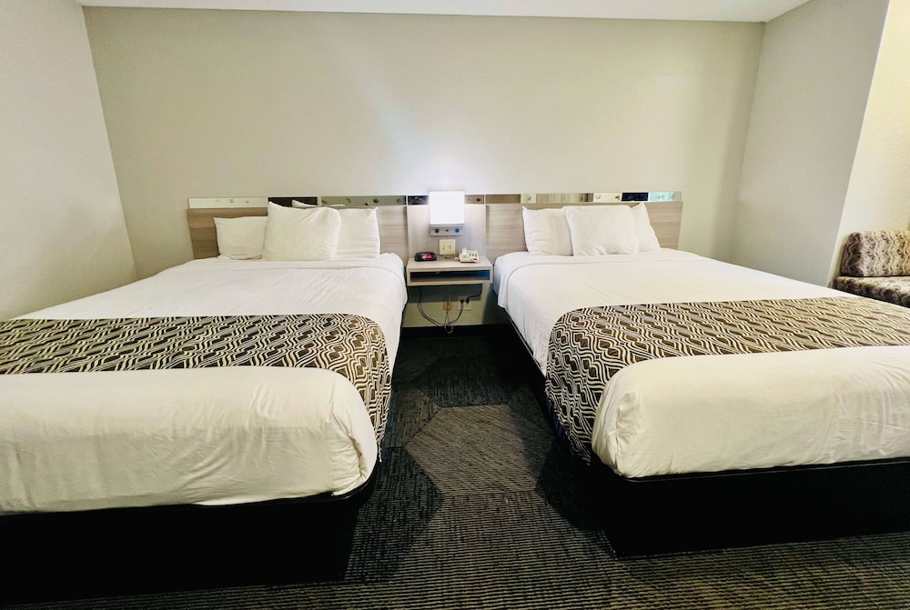 Microtel Inn Suites By Wyndham Georgetown 25/59