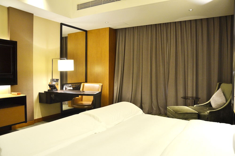 Pullman Dongguan Changan 16/69