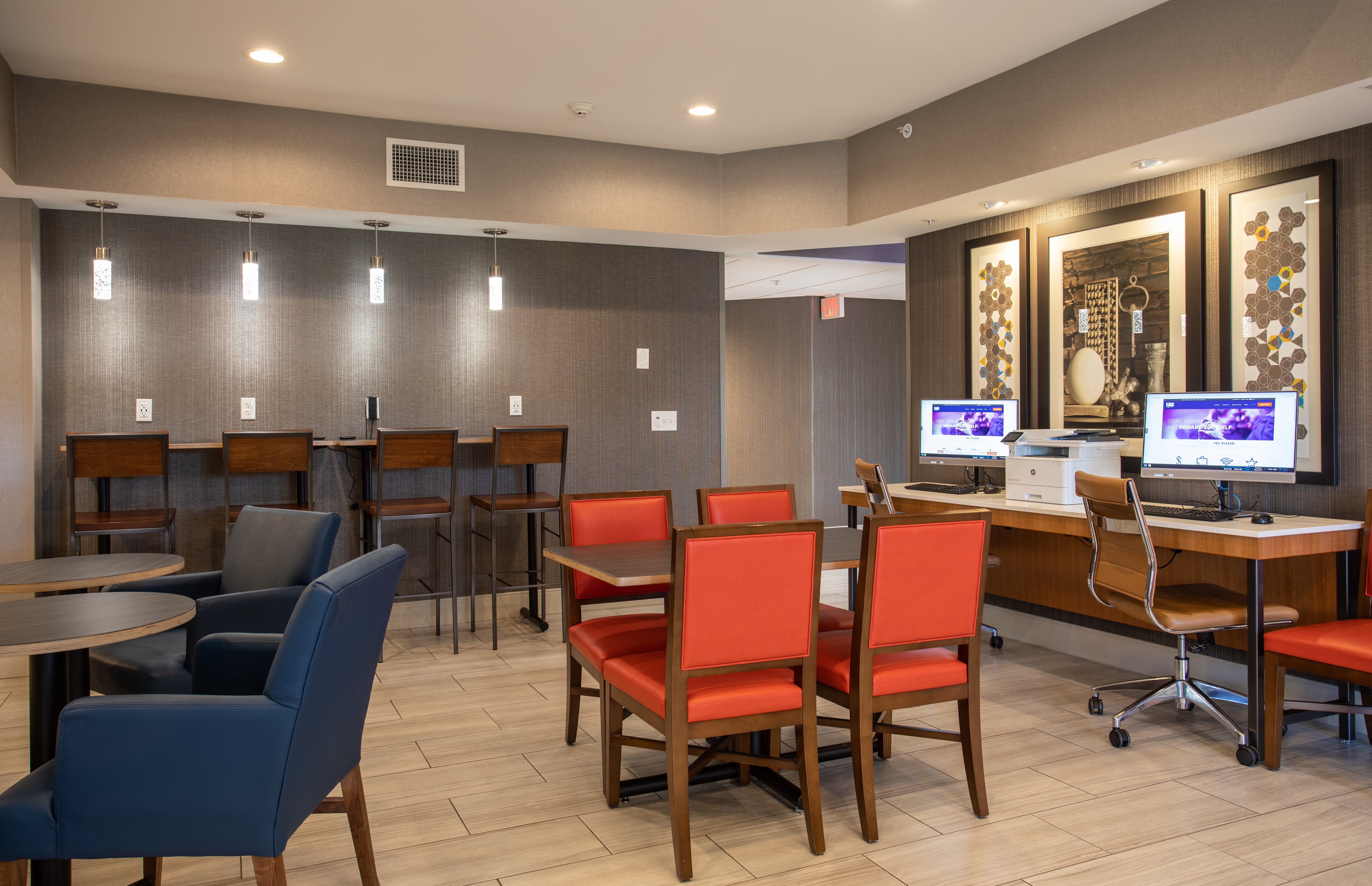 Holiday Inn Express Prescott 61/62