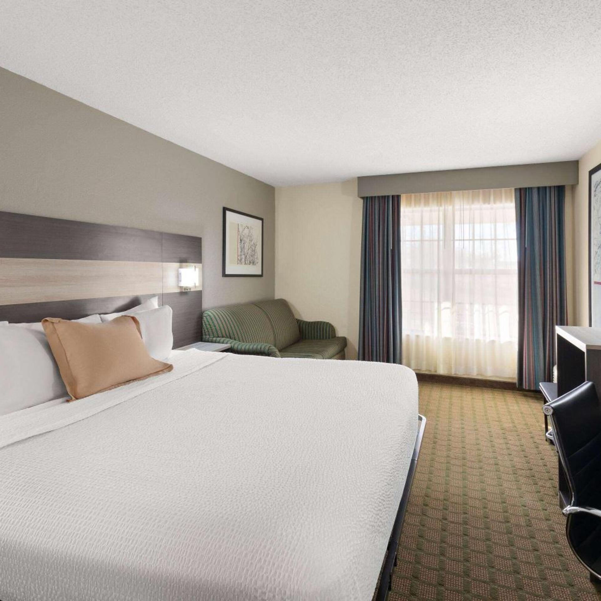 Deluxe, Suite, King Bed