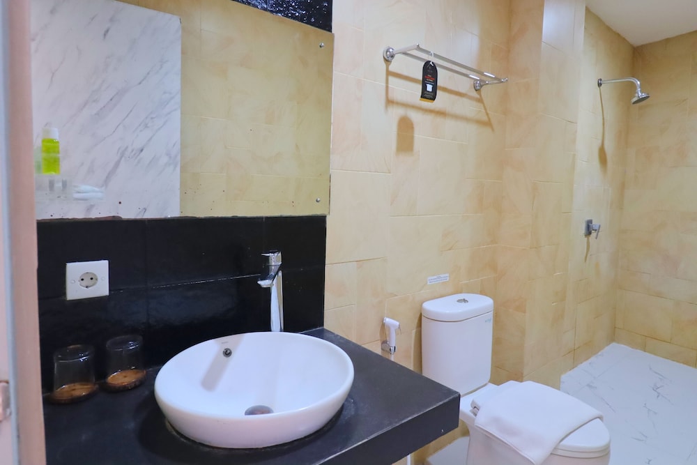 Grand Malioboro Yogyakarta Hotel 43/45