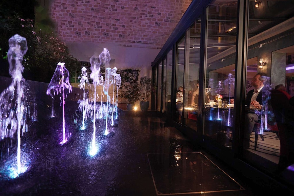 Paris J'adore Hotel & Spa - Adults Only 65/70