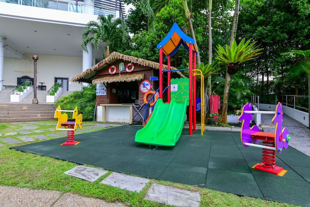 Flamingo Hotel by The Beach Penang 34/43